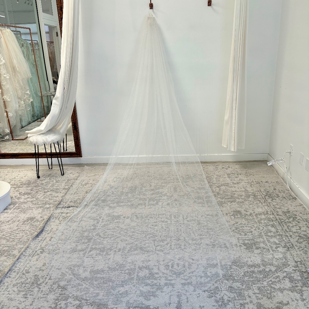 Sparkling Glitter Cathedral Veil